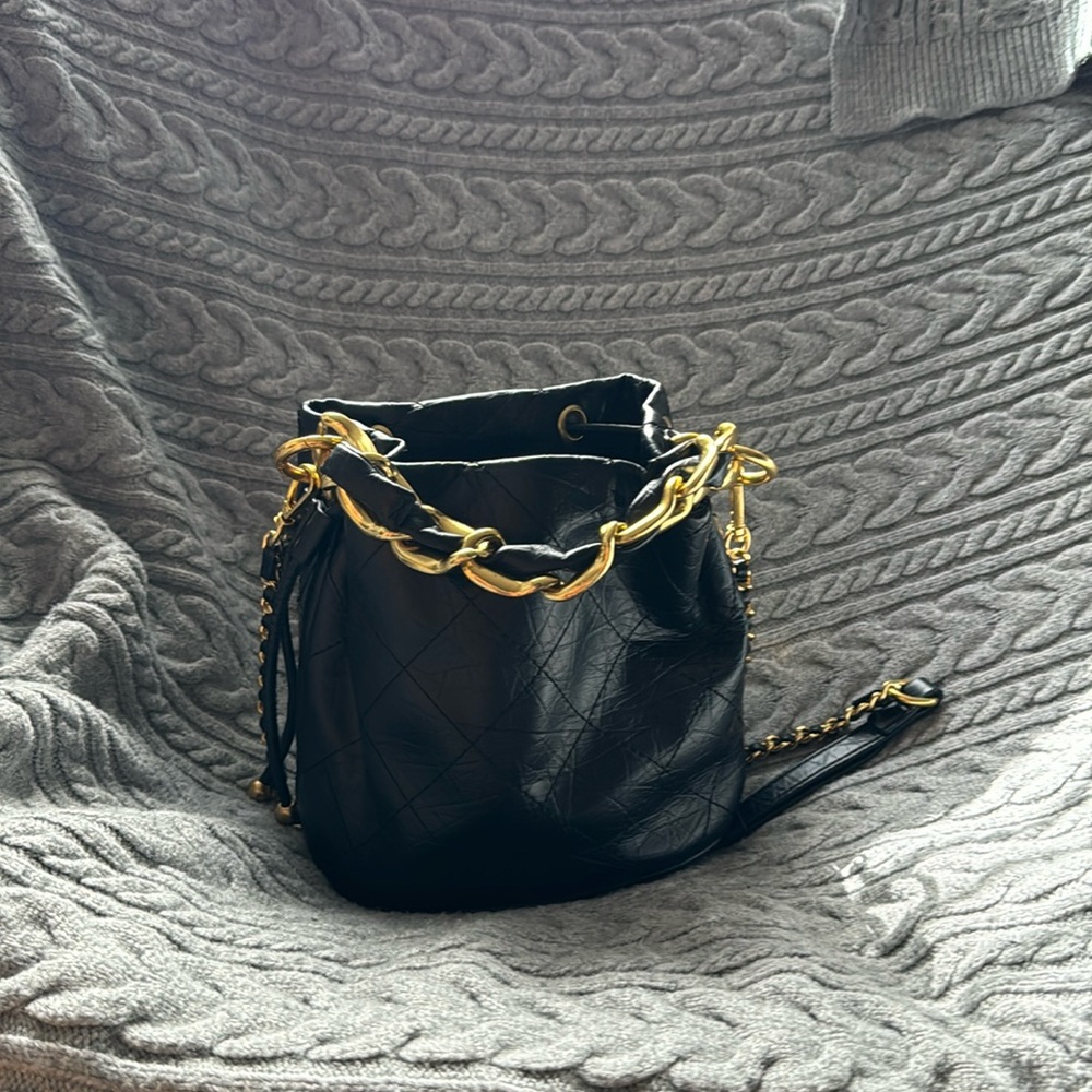 👜Super cute Bucket bag 👜